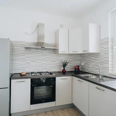 Modern House - A Due Passi Dal Centro Lejlighed *