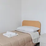 公寓 Modern House - A Due Passi Dal Centro *
