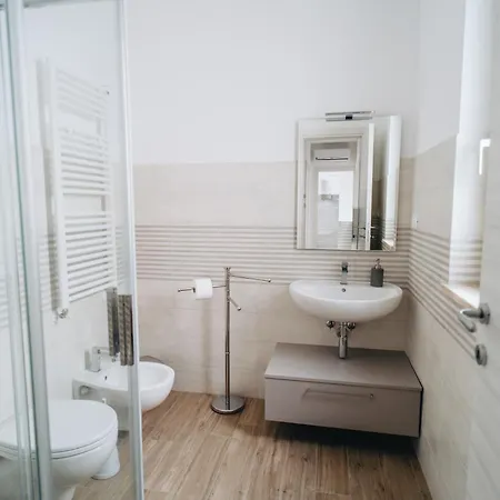 Modern House - A Due Passi Dal Centro * Brindisi