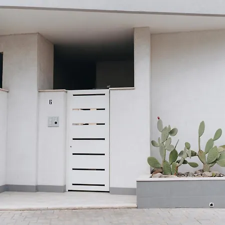 Apartment Modern House - A Due Passi Dal Centro *