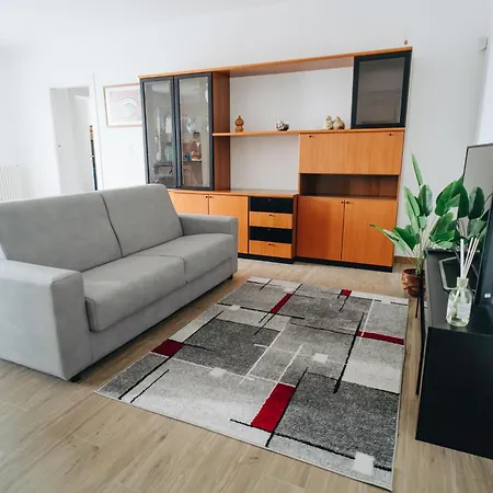 Modern House - A Due Passi Dal Centro * Brindisi