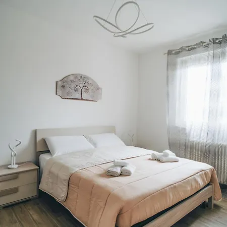 Modern House - A Due Passi Dal Centro