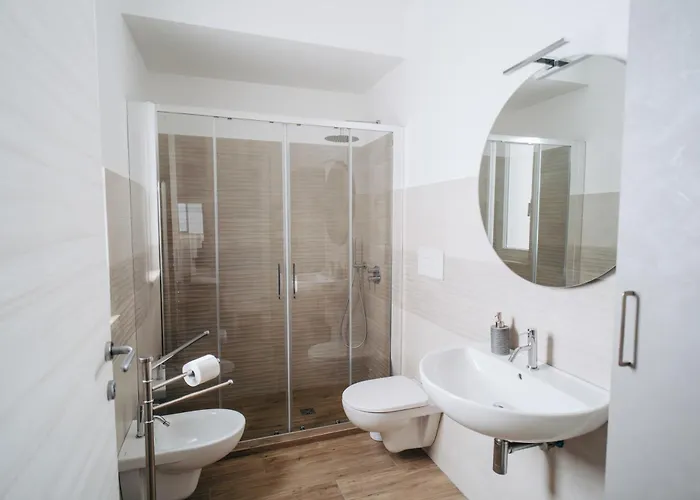 Modern House - A Due Passi Dal Centro