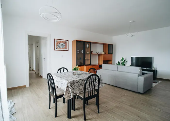 Modern House - A Due Passi Dal Centro Apartment *